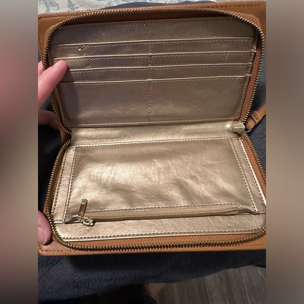 Anne Klein Lion Logo Wristlet Wallet - Picture 3 of 4